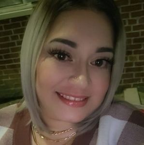 Meet your Posher, Mayra